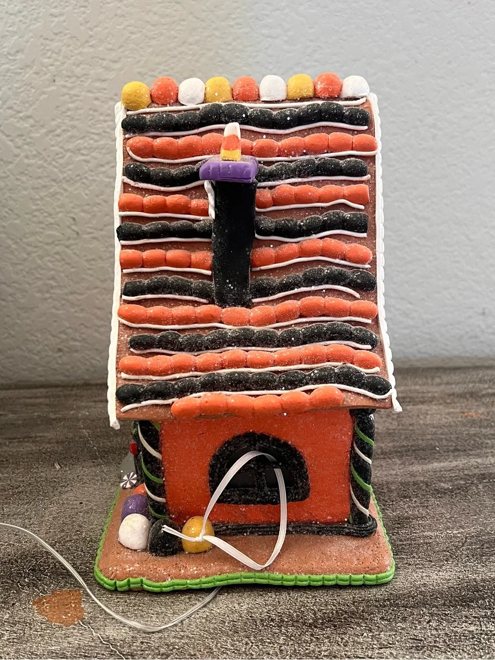 Lighted Sparkle Halloween Gingerbread House Decoration Candy Corn